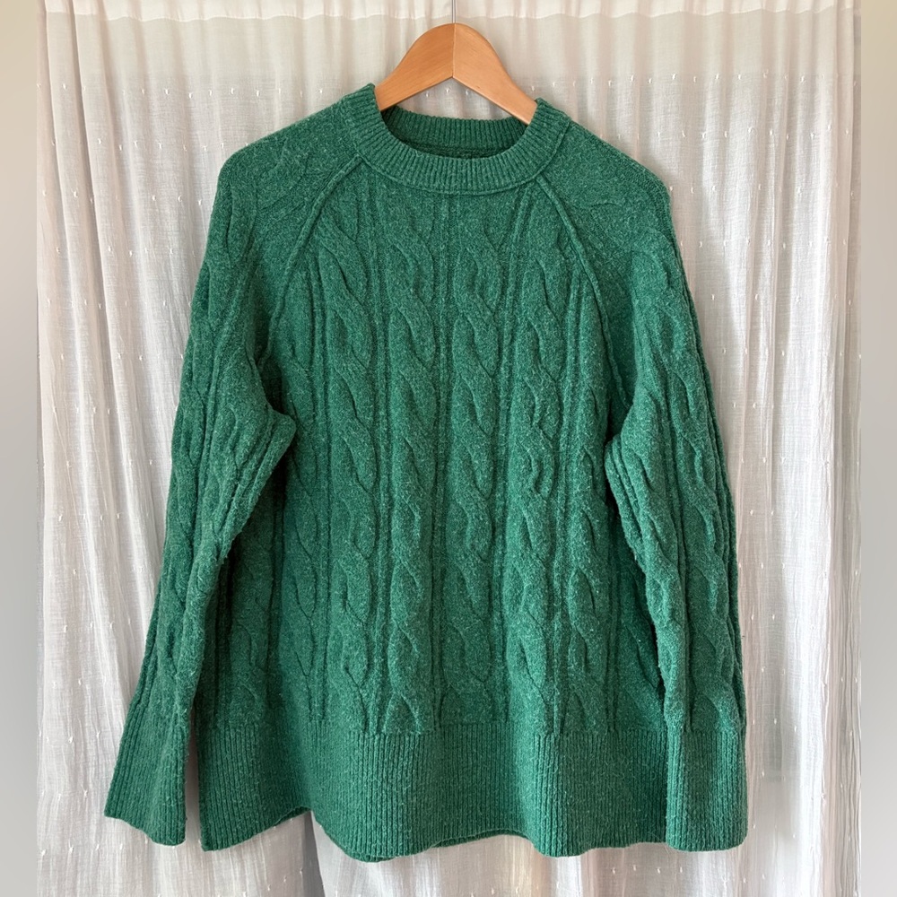 Aerie Forest Green Cable Knit Sweater